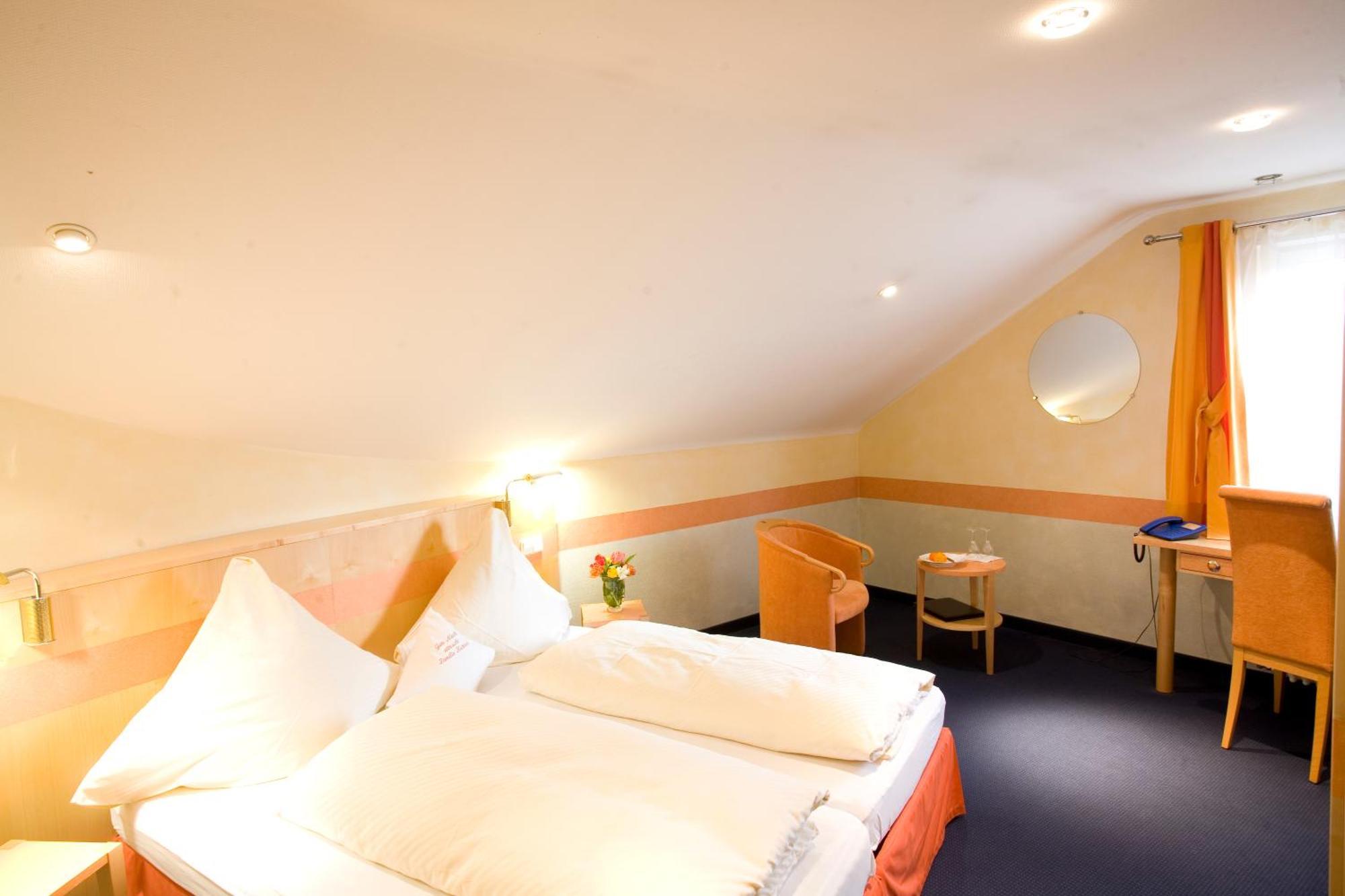Hotel-Restaurant Steuermann Karlsruhe Kültér fotó